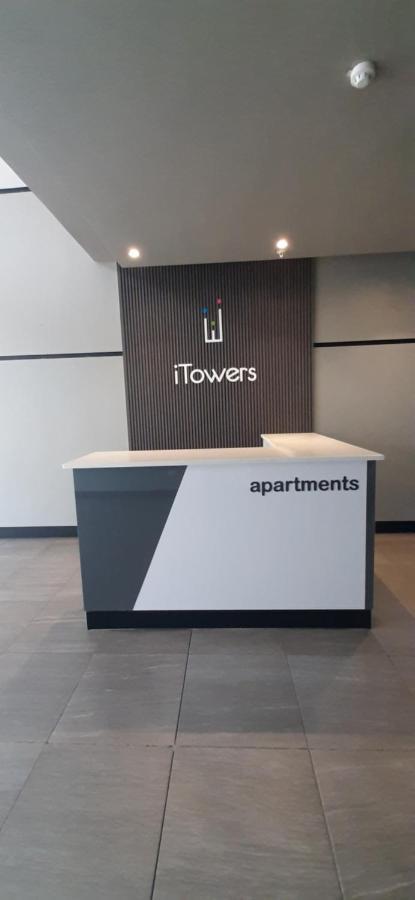 Urban Awe Apartment- Itowers 18Th Floor Gaborone Dış mekan fotoğraf